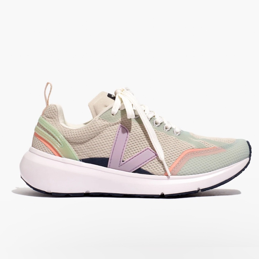 NWT Veja Condor 2 Sneakers in Light Grey Natural Parme
